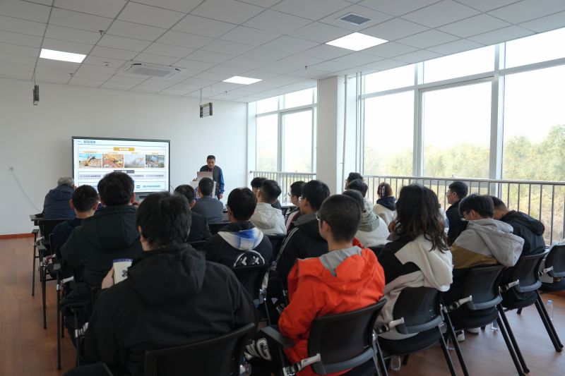 分论坛会场2.jpg 分论坛会场2.jpg